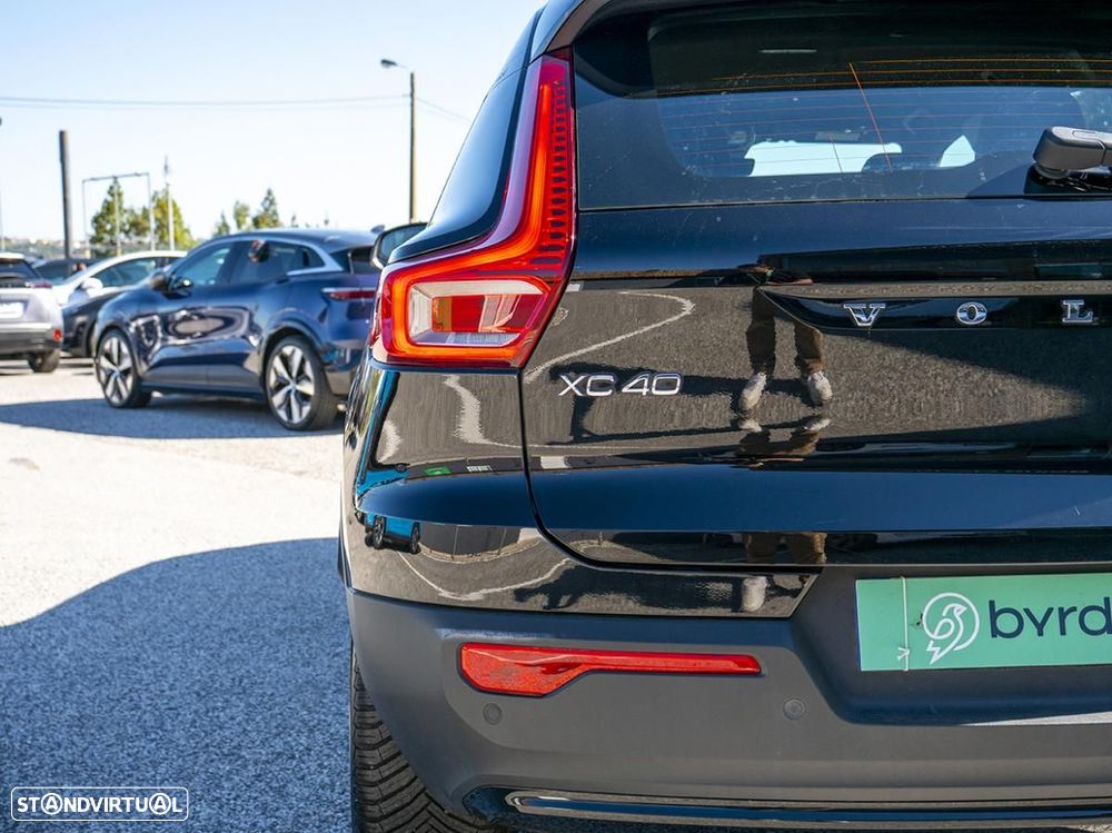 Volvo XC 40 Recharge Pro - 11