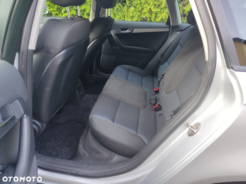Audi A3 Sportback 2.0 TDI DPF Attraction - 9
