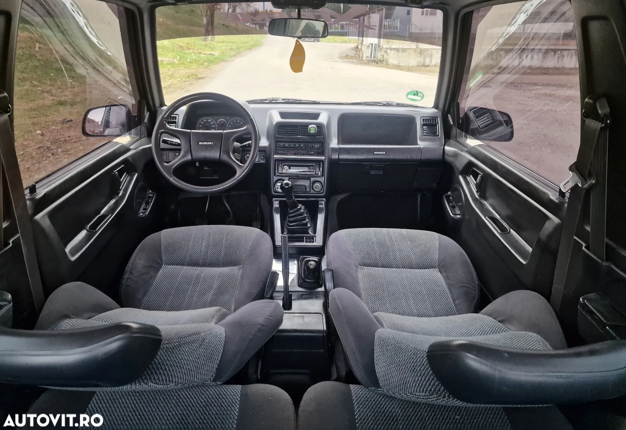 Suzuki Vitara - 12