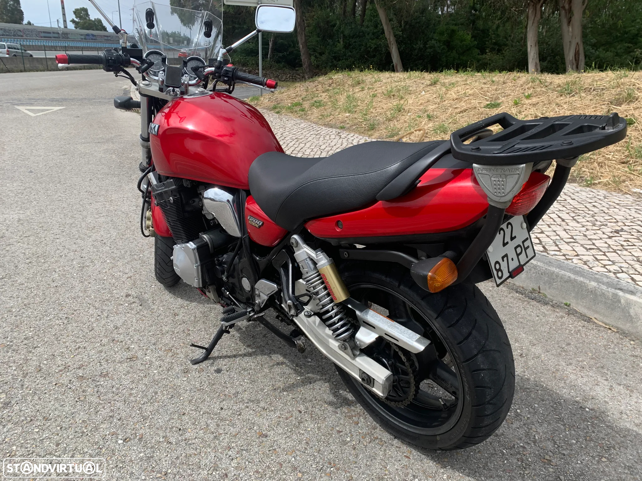Suzuki GSX GSX 1200 - 7