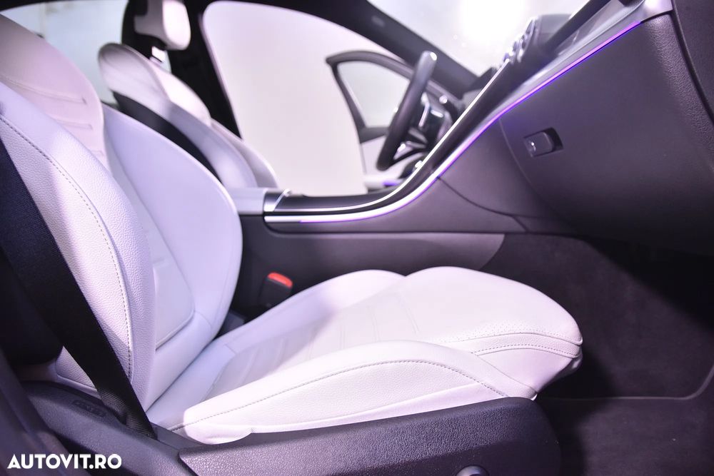 Mercedes-Benz C 300 e 4Matic 9G-TRONIC Edition AMG Line - 11