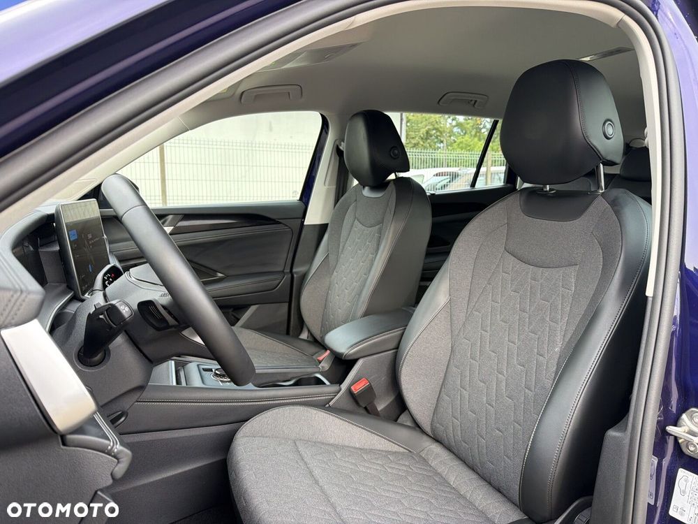Volkswagen Tayron 1.5 eTSI mHEV Life DSG - 12