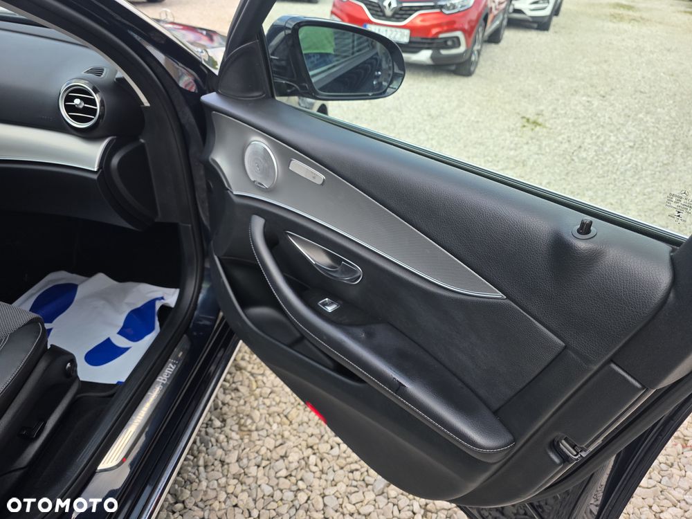 Mercedes-Benz Klasa E 200 9G-TRONIC - 18