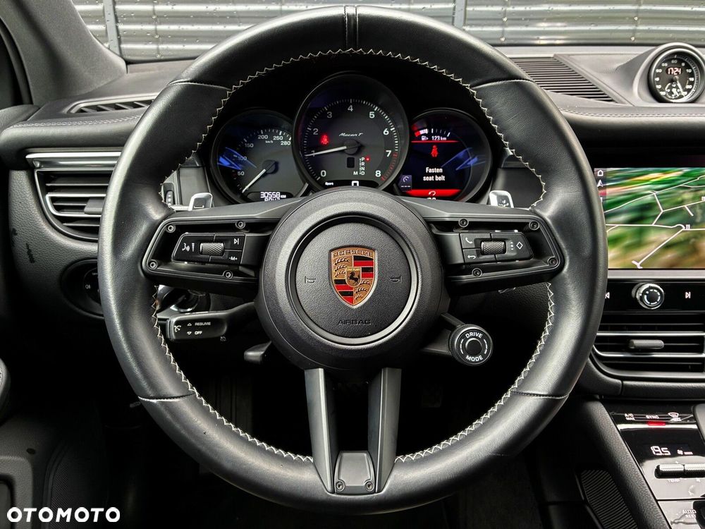 Porsche Macan - 19