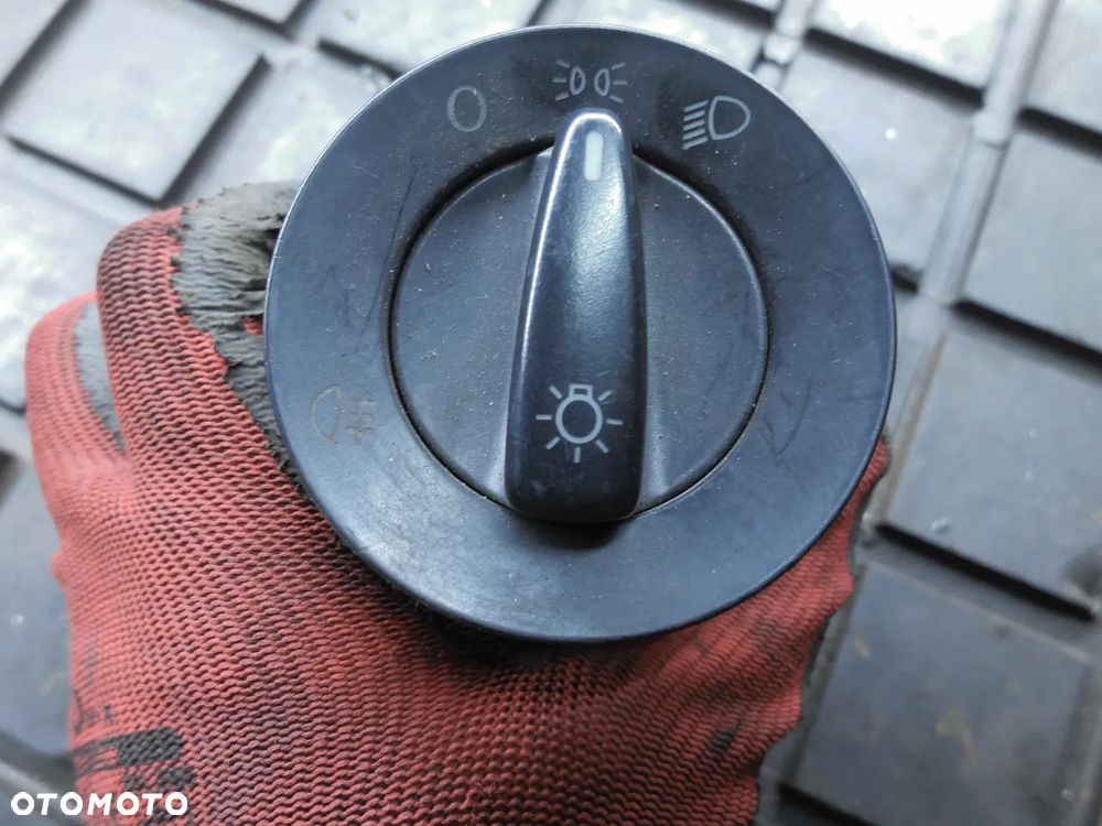 WŁĄCZNIK ŚWIATEŁ VW PASSAT B5 1C0941531 POSIADAM 4 SZTUKI - 5