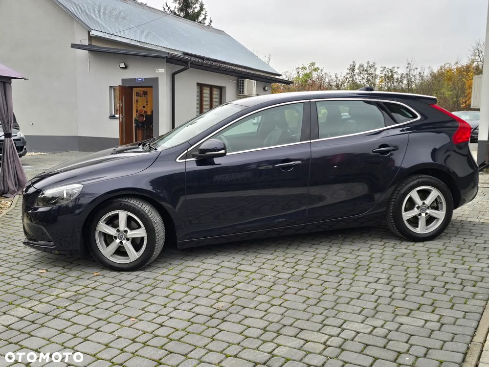 Volvo V40 D2 Summum - 4
