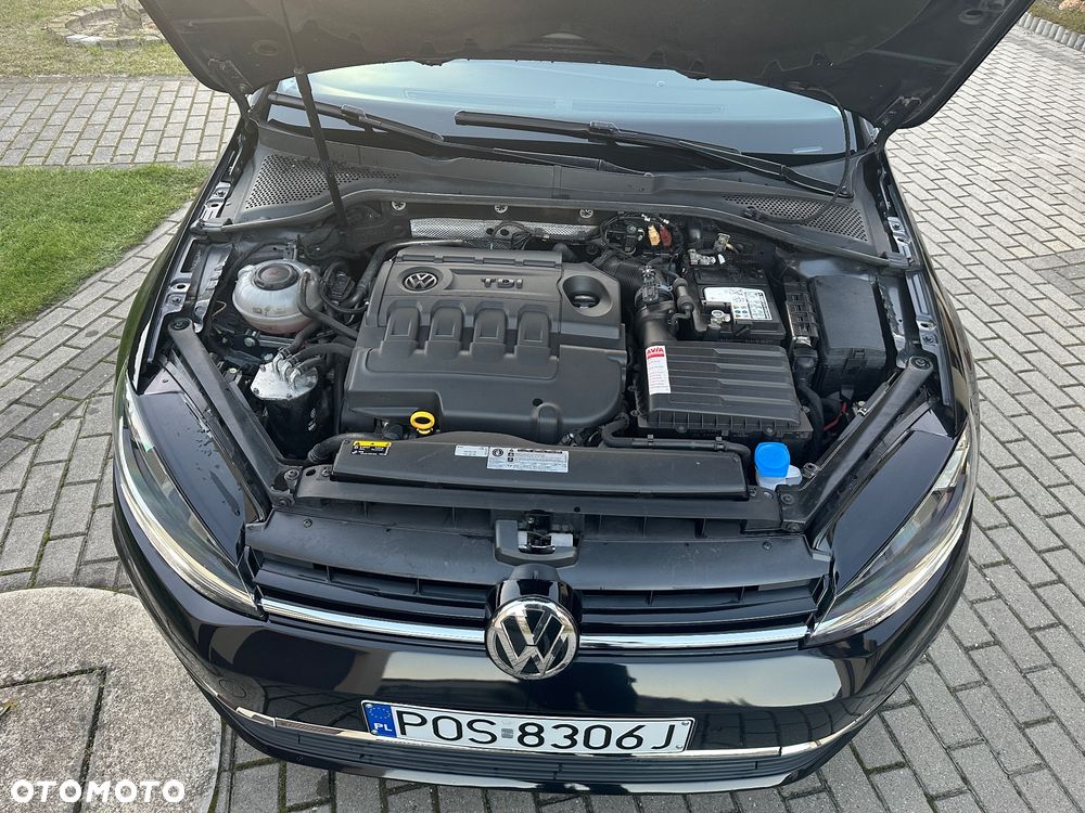 Volkswagen Golf - 18