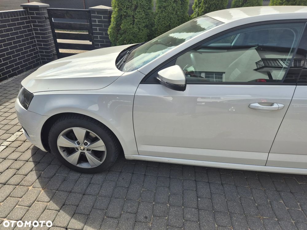 Skoda Octavia 1.5 TSI ACT Ambition - 2