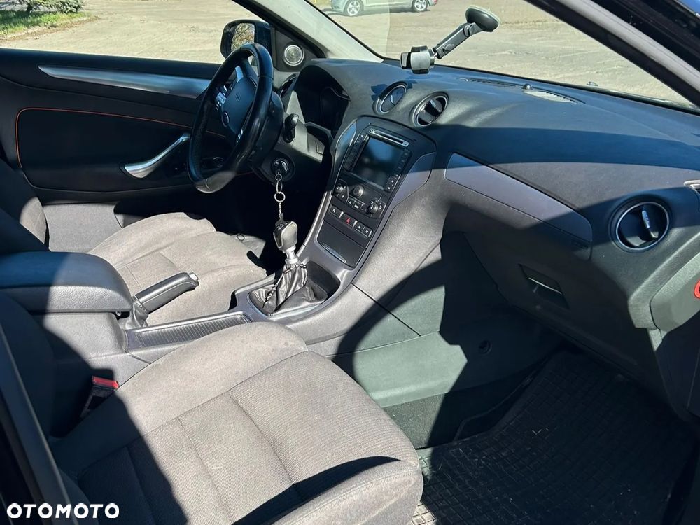 Ford Mondeo 2.0 TDCi Trend - 6