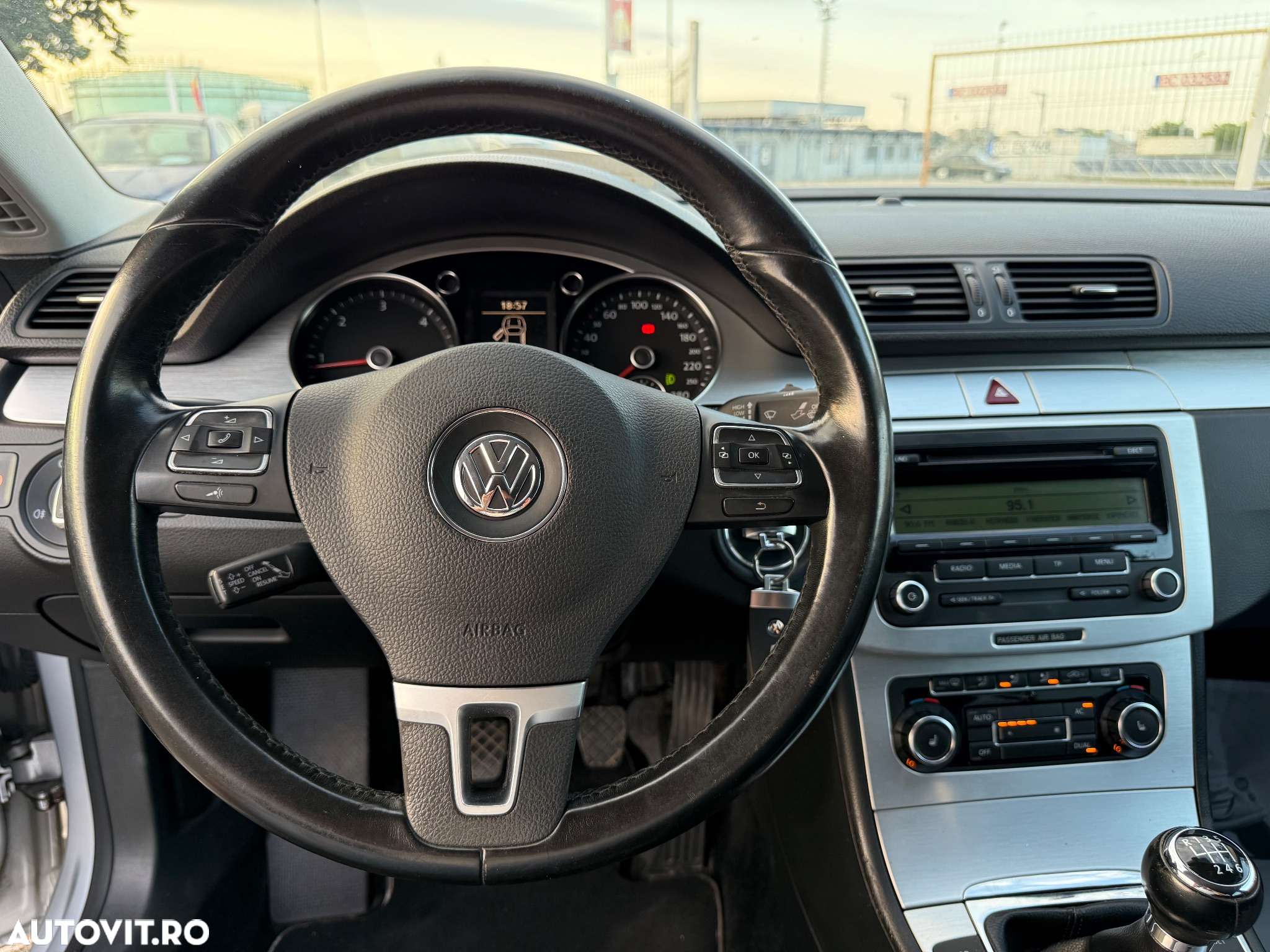 Volkswagen Passat CC 2.0 TDI Exclusive - 13
