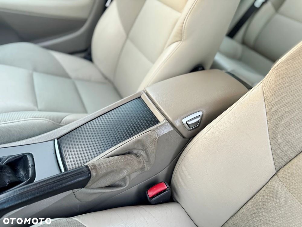 Volvo S60 2.4 Summum - 25