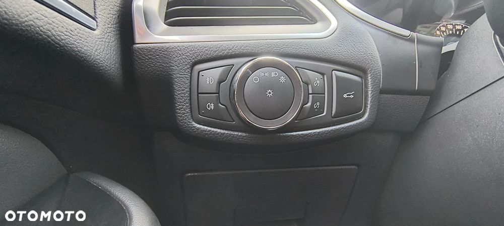 Ford S-Max 2.0 TDCi Titanium - 16