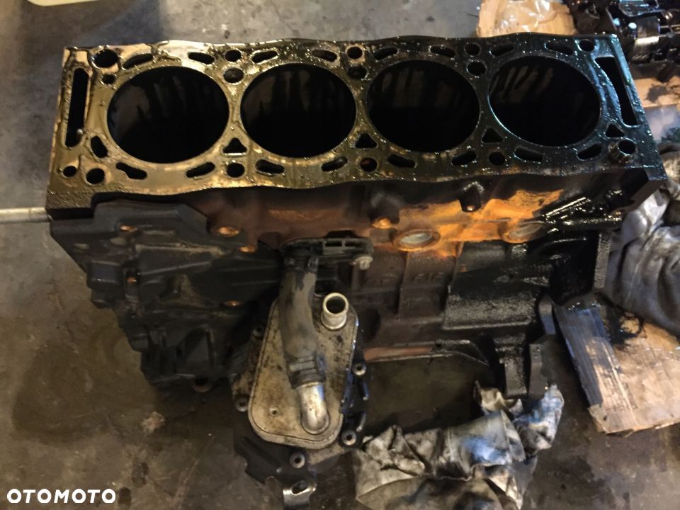 Land Rover 2.2DT4 euro5 BLOK SILNIKA - 1