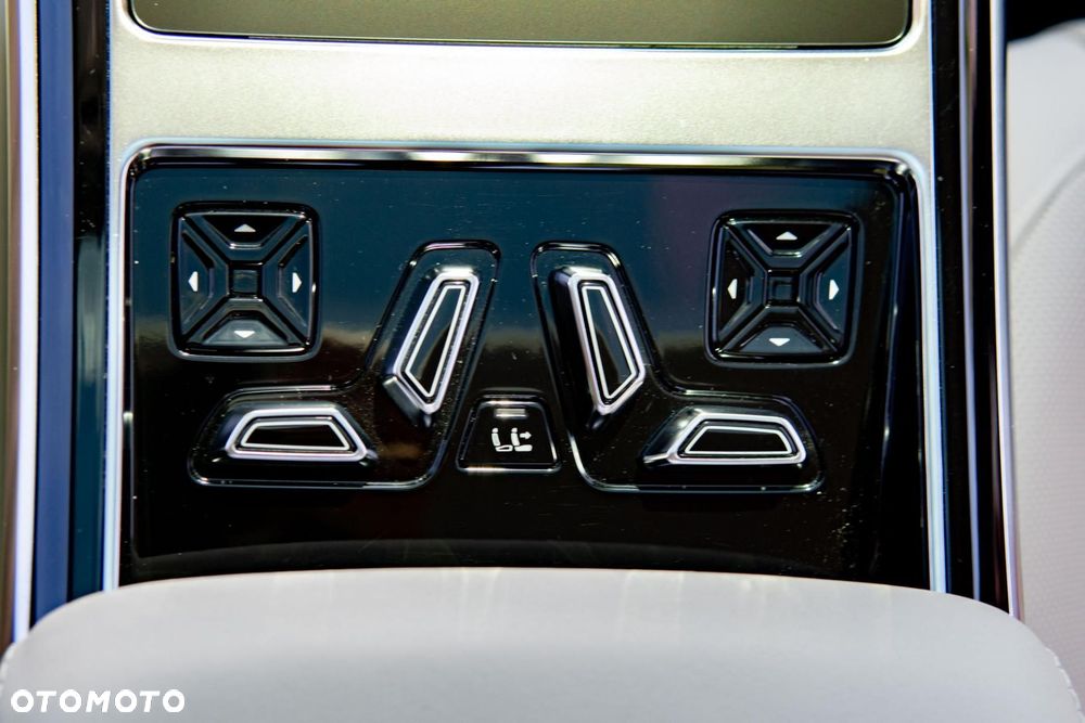 Audi A8 L 55 TFSI mHEV Quattro Tiptr - 32