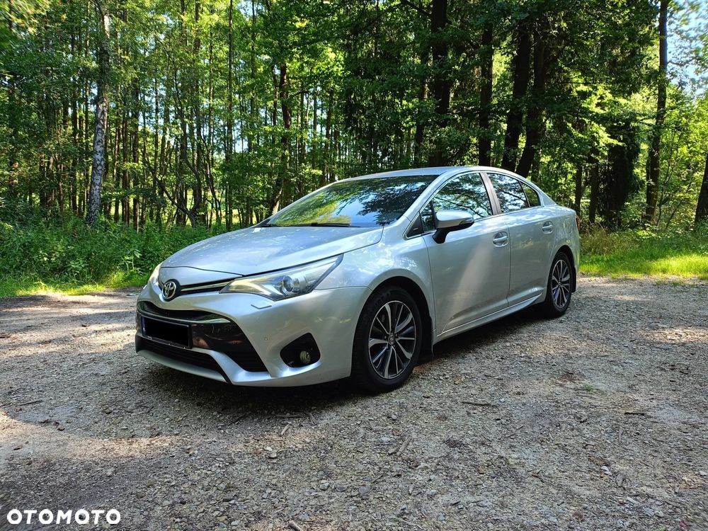 Toyota Avensis 2.0 Premium MS - 1