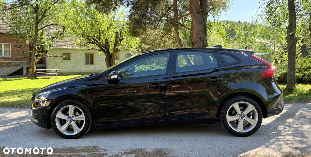 Volvo V40 D2 Momentum - 12