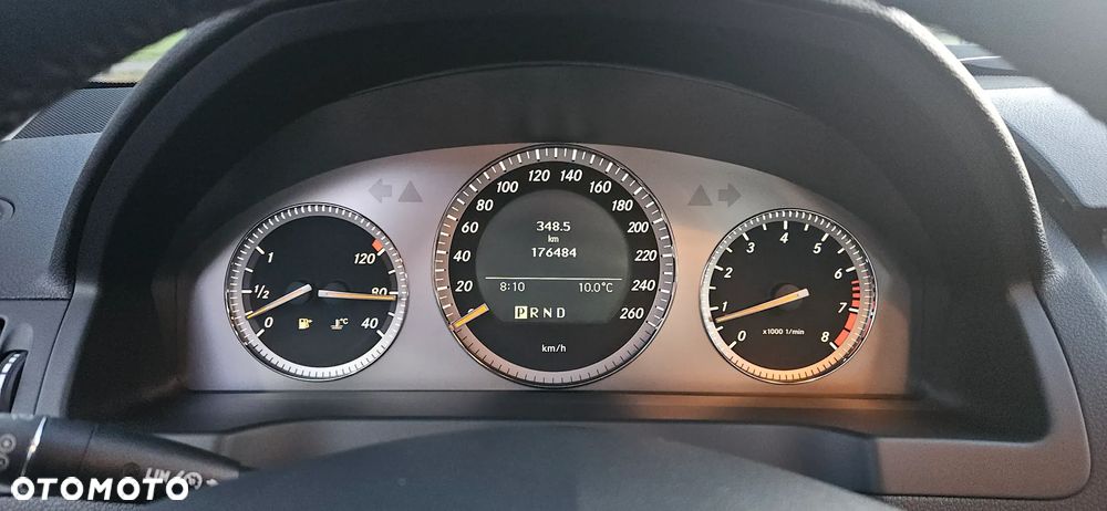 Mercedes-Benz Klasa C ver-180-blueefficiency-7g--tronic-avantgarde - 31