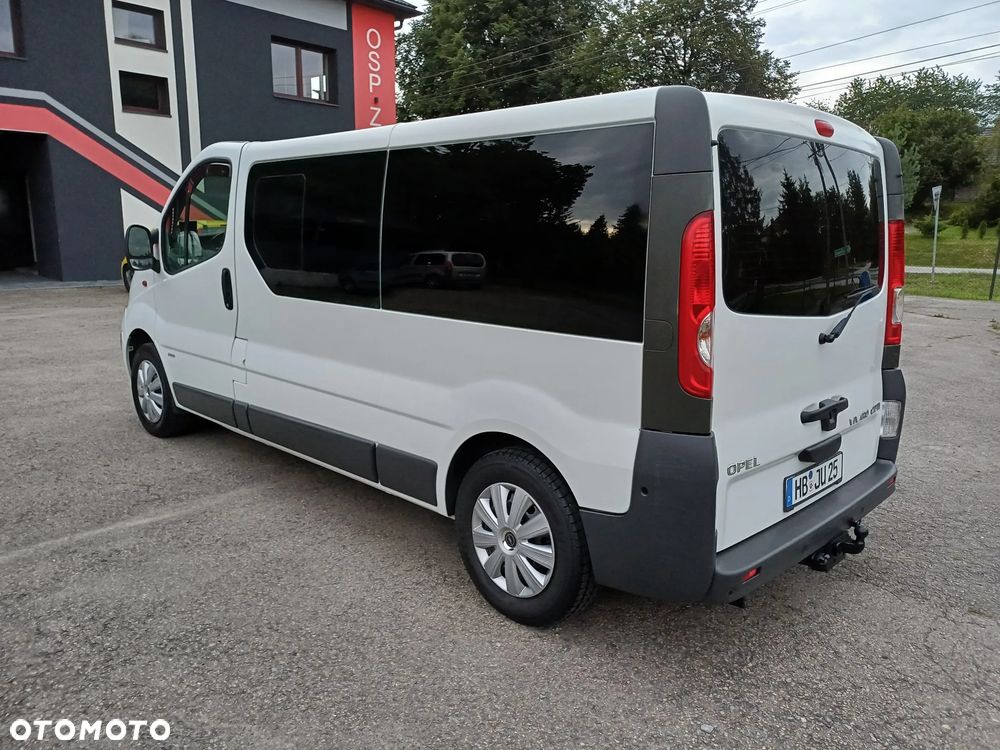Opel Vivaro - 4