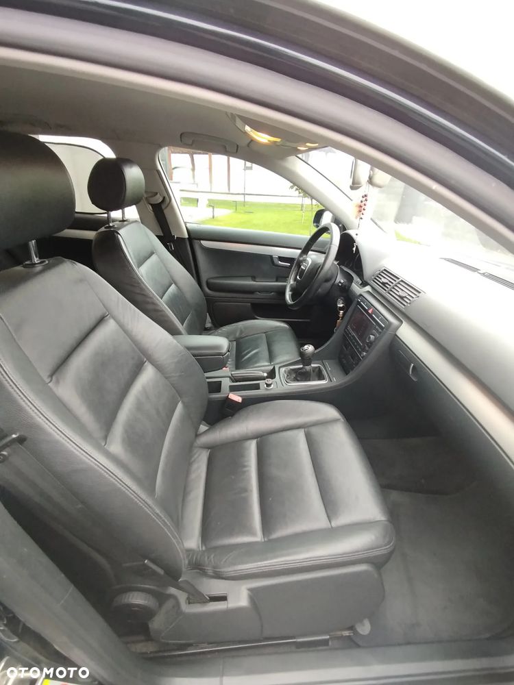 Audi A4 Avant 2.0 TDI - 14