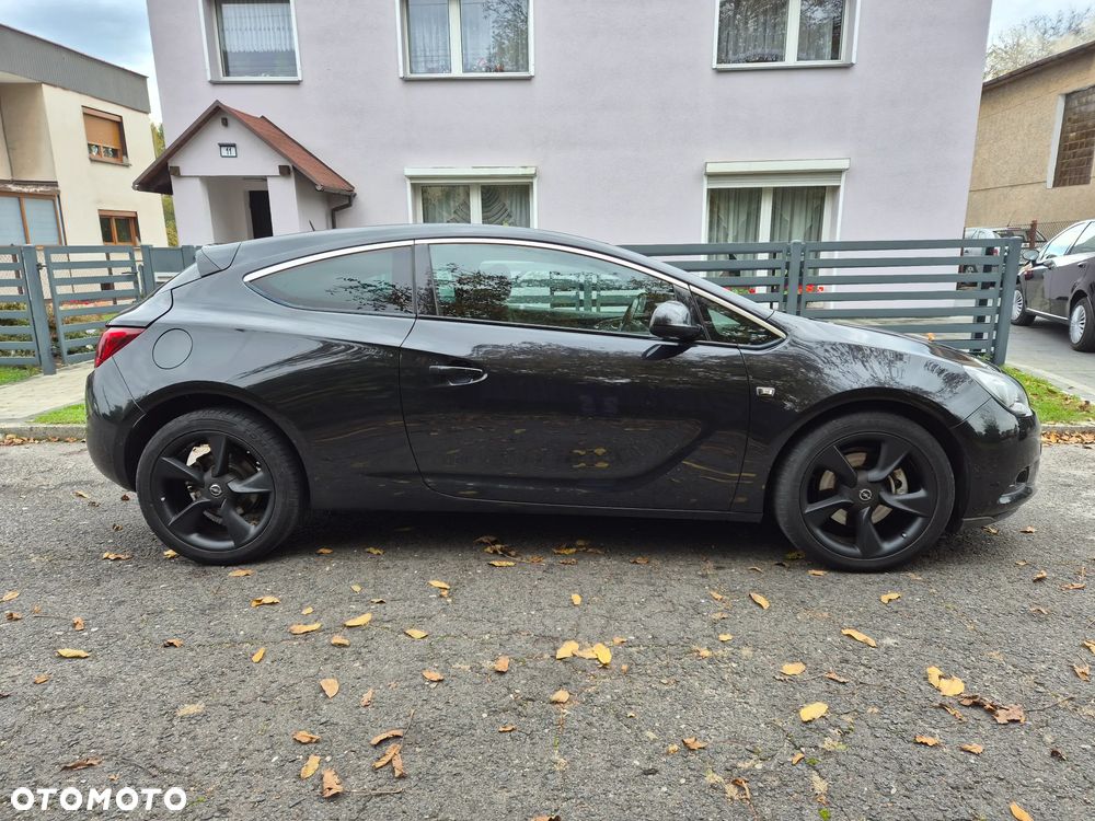 Opel Astra GTC 1.4 Turbo - 5