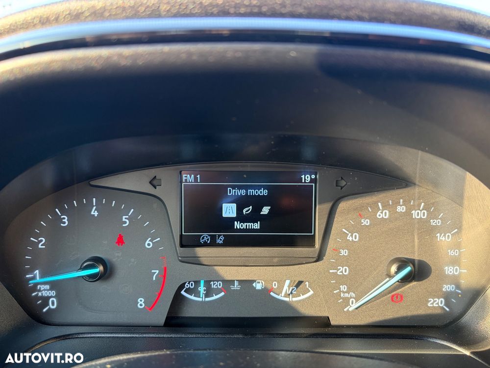 Ford Fiesta 1.0 EcoBoost mHEV Trend Connected - 14