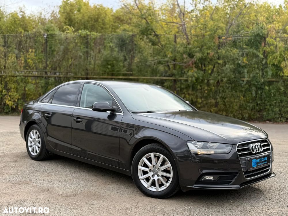Audi A4 - 1