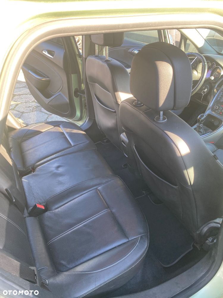 Opel Astra 2.0 CDTI Enjoy - 11