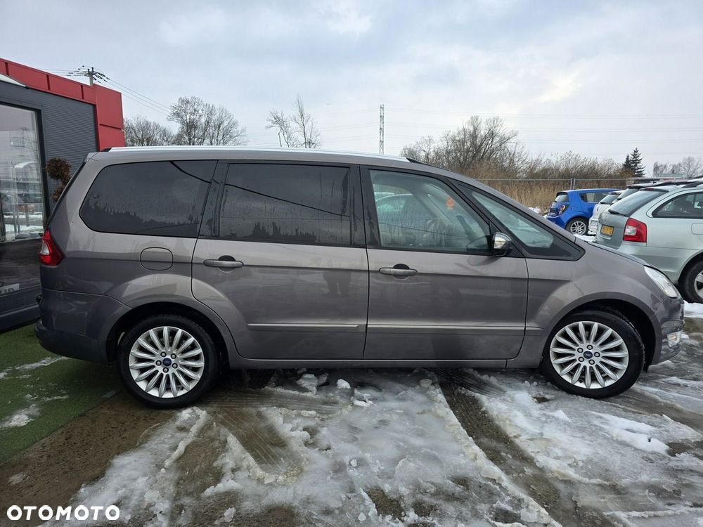 Ford Galaxy - 4