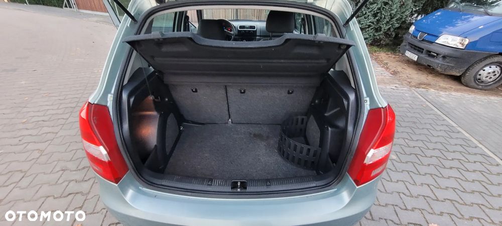 Skoda Fabia 1.2 HTP Active - 15