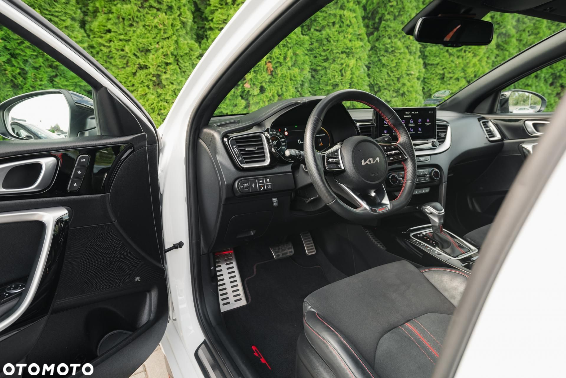 Kia ProCeed - 9