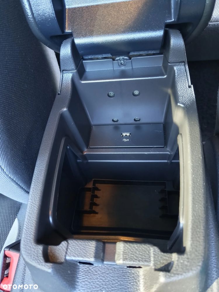 Ford Focus - 35