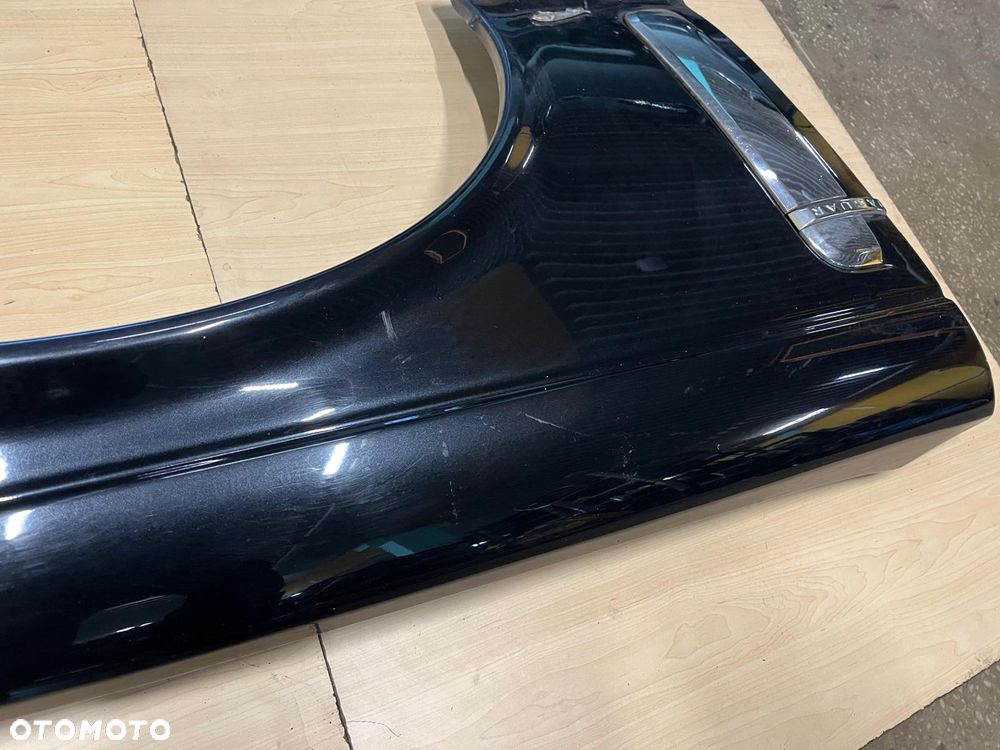 Błotnik przedni prawy Jaguar XJ X358 2007-2009 - 4