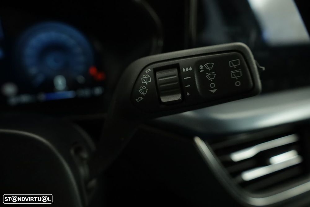 Ford Focus SW 1.0 EcoBoost MHEV Active X - 18