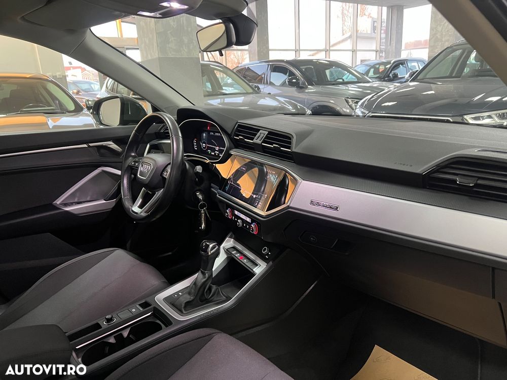 Audi Q3 2.0 TDI Quattro S tronic sport - 5