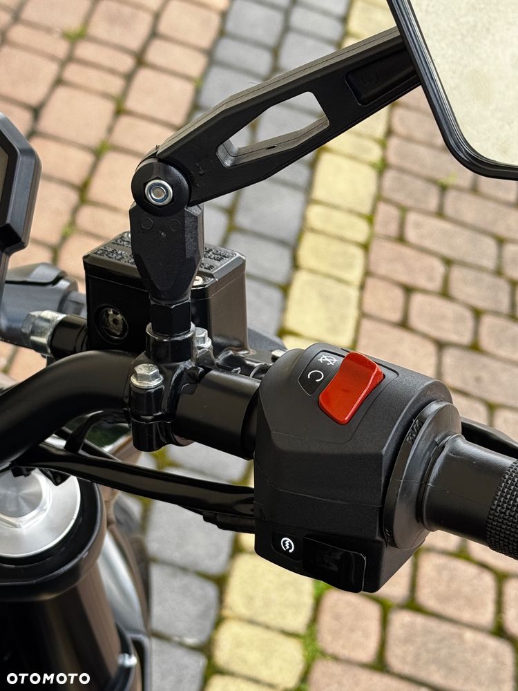 KTM Inny - 18