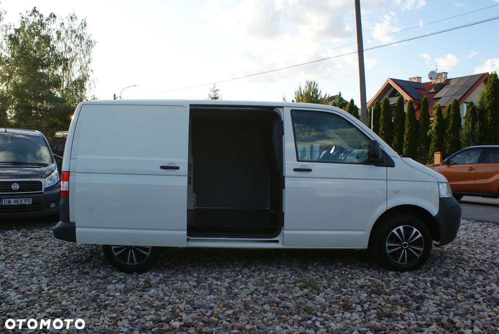 Volkswagen Transporter T5 - 16