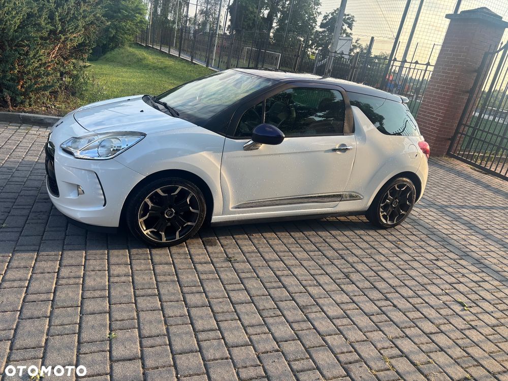 Citroën DS3 THP 155 SportChic - 11