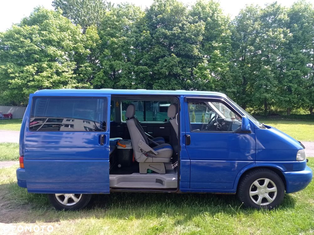 Volkswagen Multivan Standard - 6