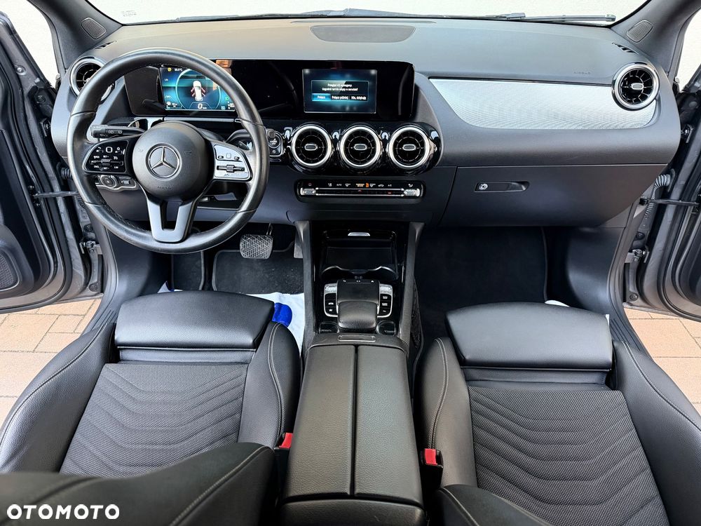 Mercedes-Benz Klasa B 180 7G-DCT Progressive - 5