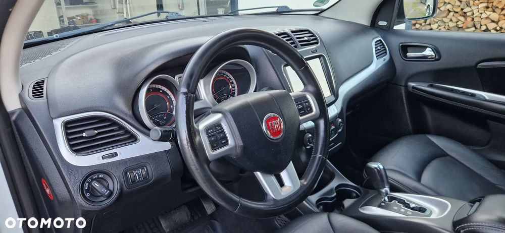 Fiat Freemont 2.0 Multijet 16V DPF Automatik Allrad Urban - 27