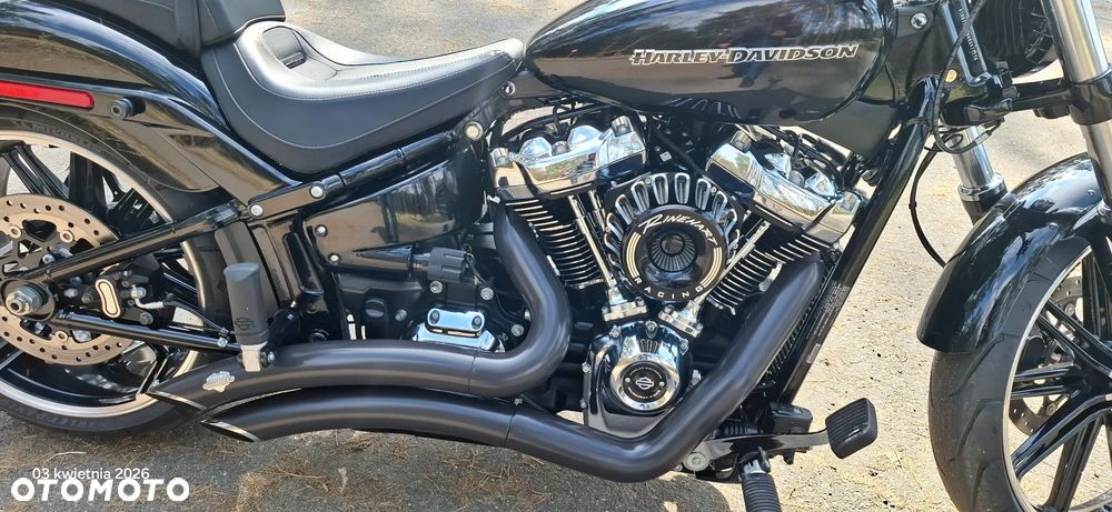 Harley-Davidson Softail Breakout - 20