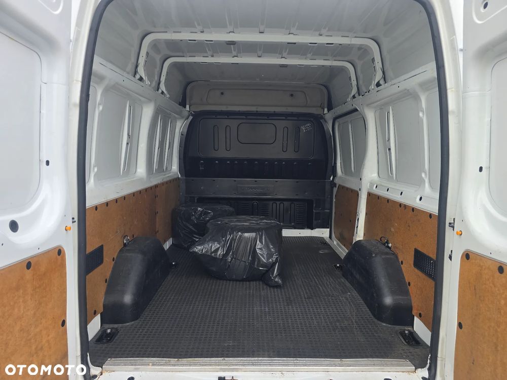 Ford Transit - 17