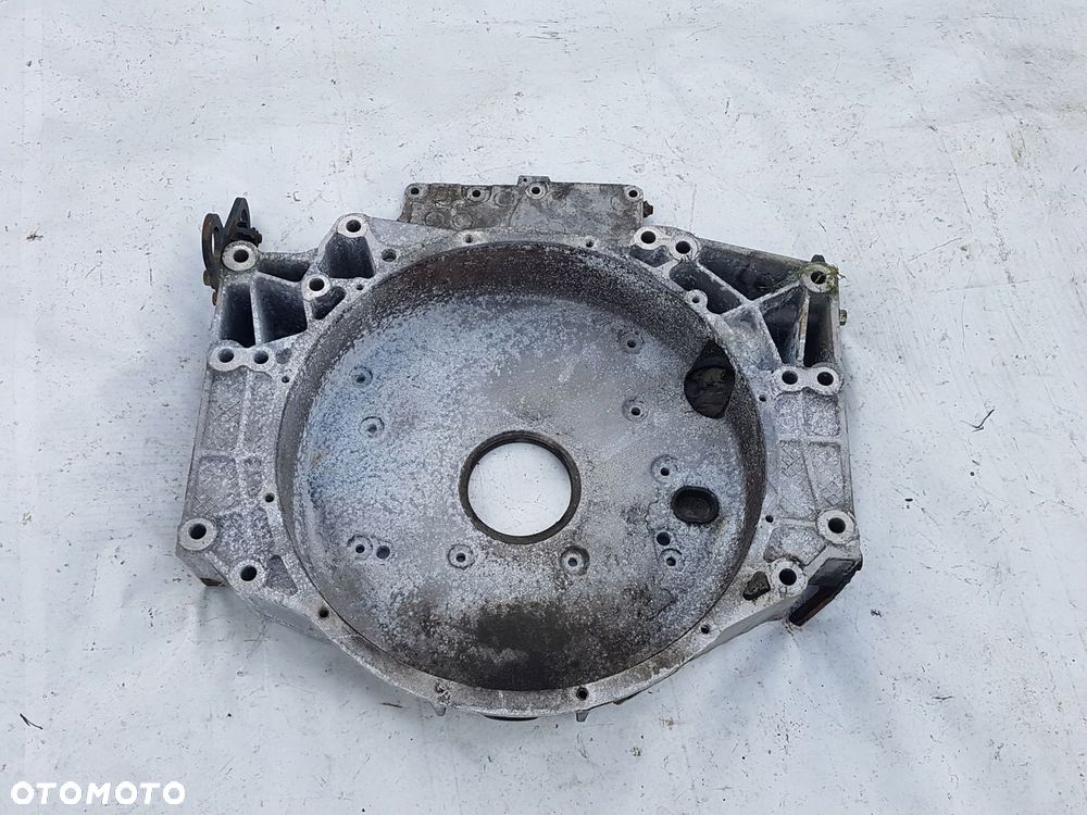 OBUDOWA SPRZĘGŁA KOŁA ZAMACHOWEGO MAN TGA TGX 51014013228 - 1