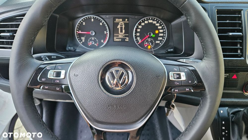 Volkswagen Transporter T6 2,0TDI 150KM DSG L2 Długi Klima Webasto Tempomat Hak Parktronik - 20