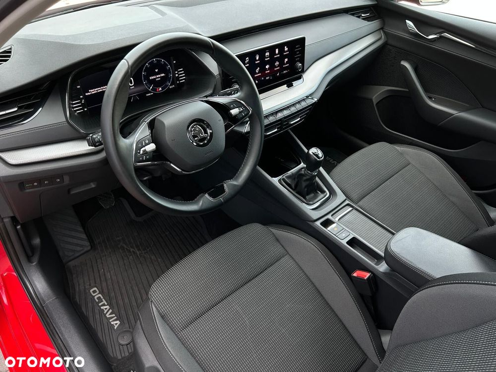 Skoda Octavia 1.5 TSI ACT Ambition - 8