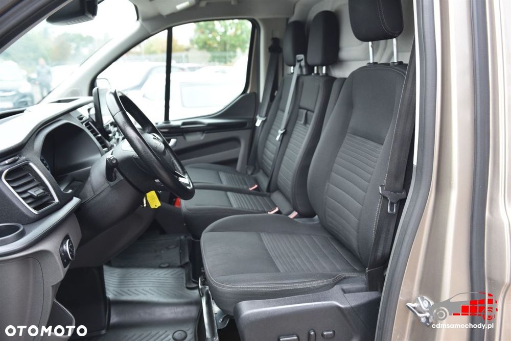Ford Transit Custom - 13