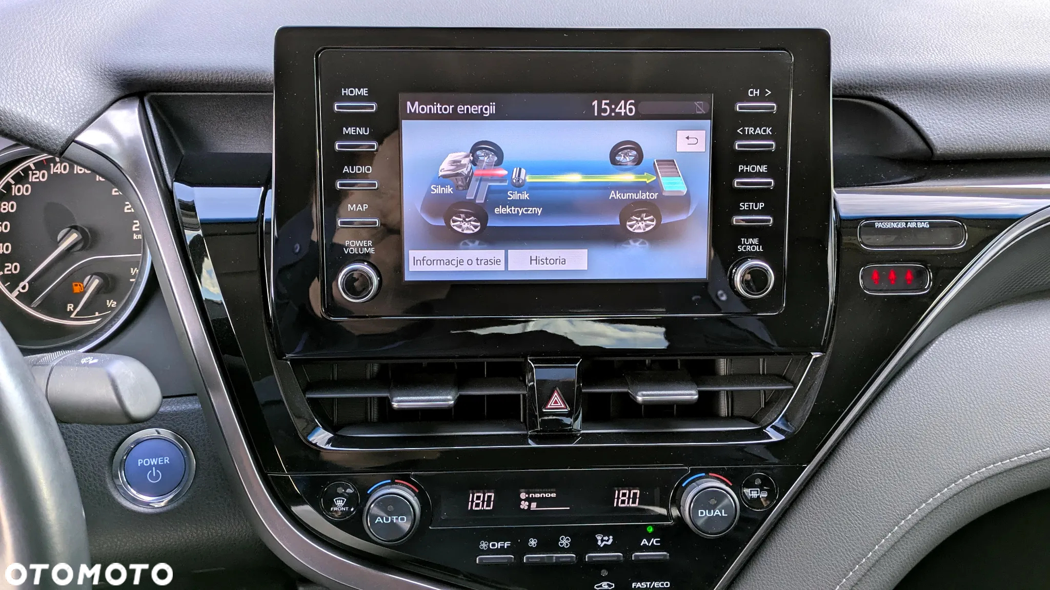Toyota Camry 2.5 Hybrid Comfort CVT - 11