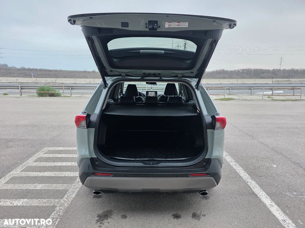 Toyota RAV4 2.5 Hybrid VVT-iE 4x4 Luxury - 14