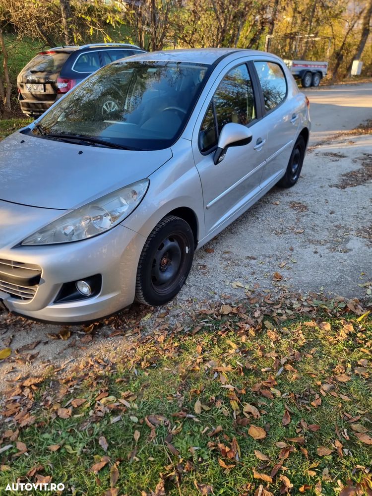 Peugeot 207 90 HDi FAP (Blue Lion) Premium - 23