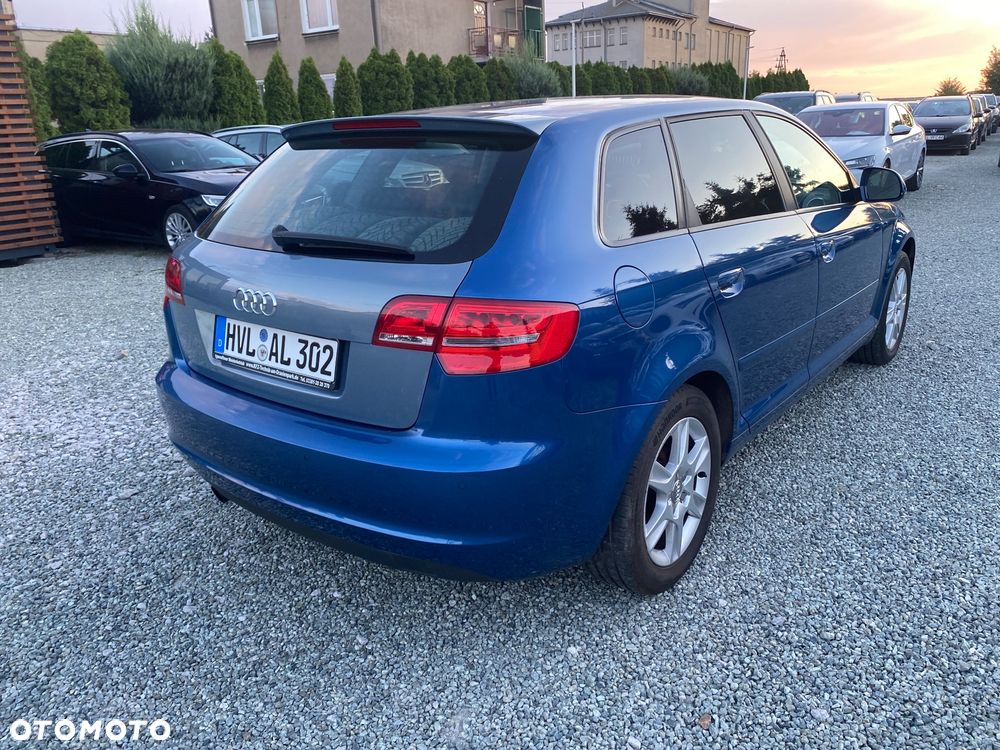 Audi A3 Sportback 1.6 Attraction - 6
